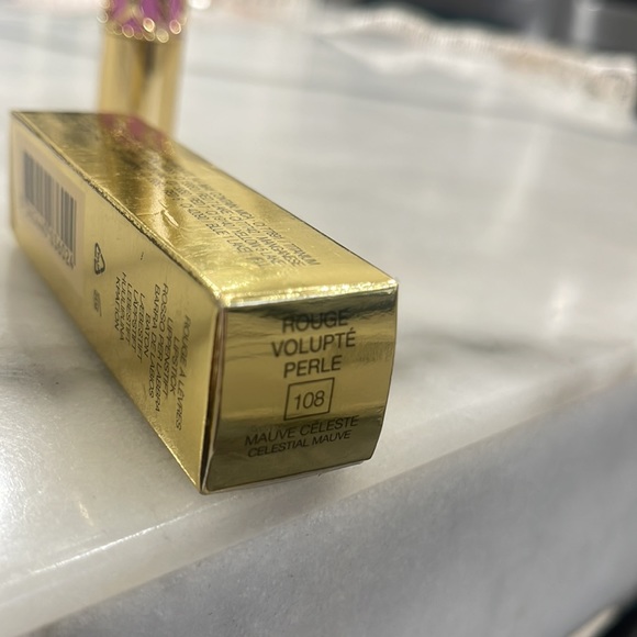 YSL Lipstick - Picture 6 of 11